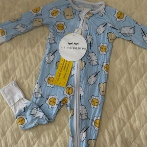 Little Sleepies Breakfast buddies